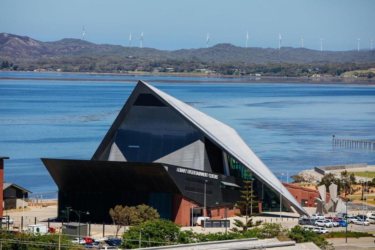Selby House Βίλα Όλμπανι Εξωτερικό φωτογραφία